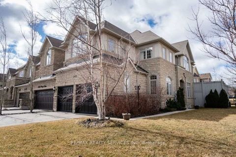 2418 Wasaga Drive Oakville ON L6H 0B8