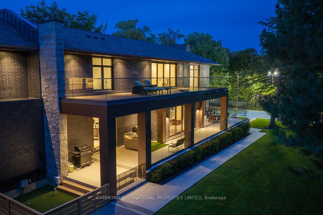 103 Old Colony Road