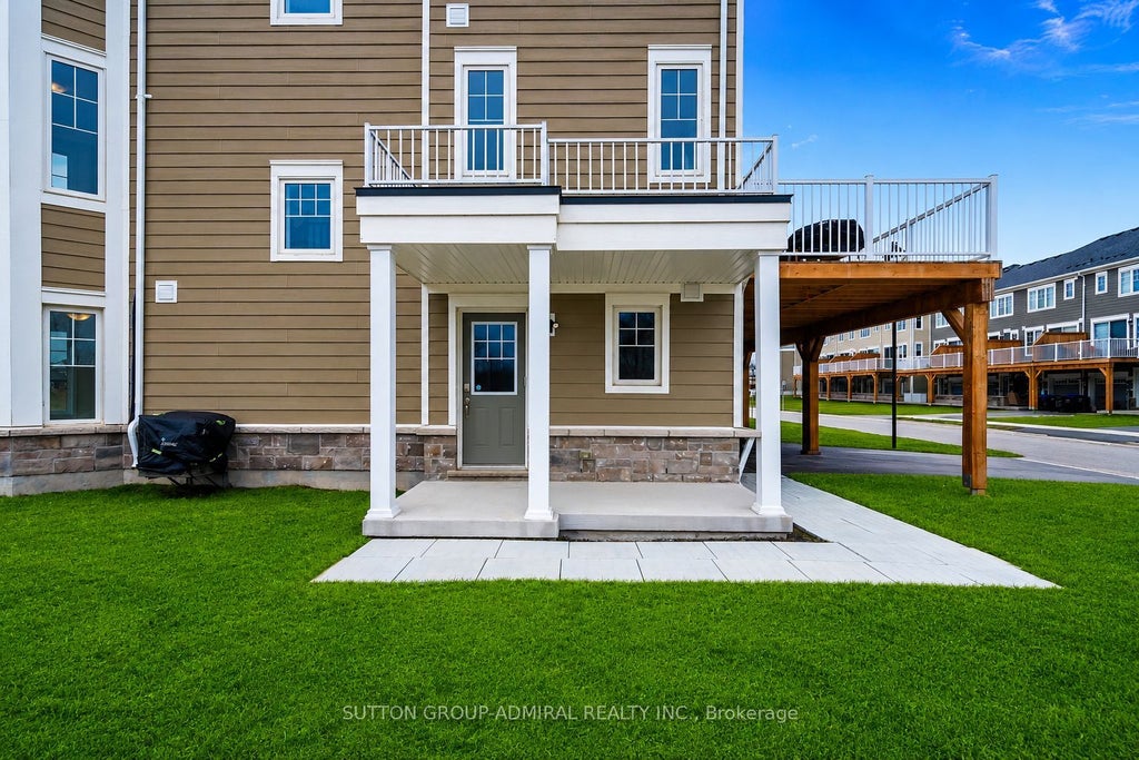 Photo of 83 Shelburne Avenue, Wasaga Beach, ON L9Z 0L2 (MLS # S13724570)