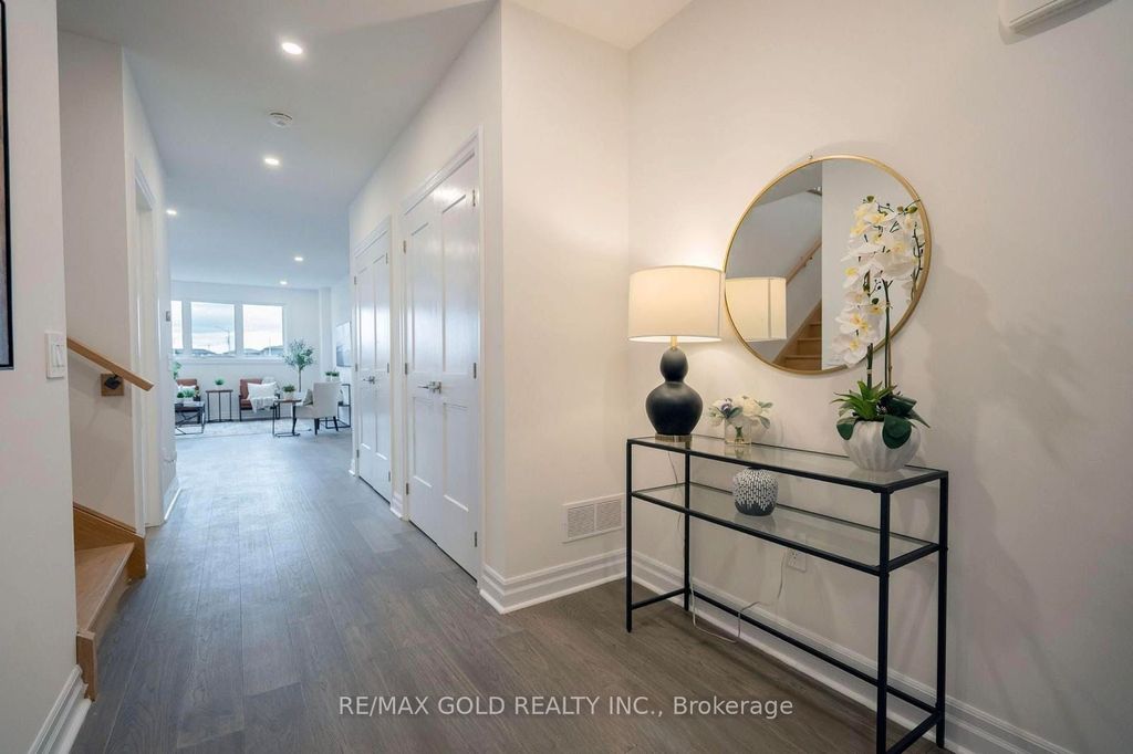 Photo of 7507 Splendour Drive, Niagara Falls, ON L2H 2Y6 (MLS # X13075570)