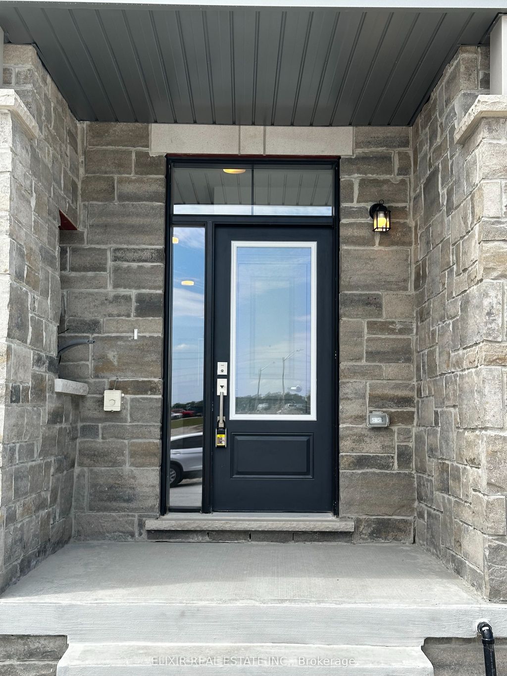 Photo of 141 Fenchurch Manor, Barrie, ON L9J 0X1 (MLS # S13206540)