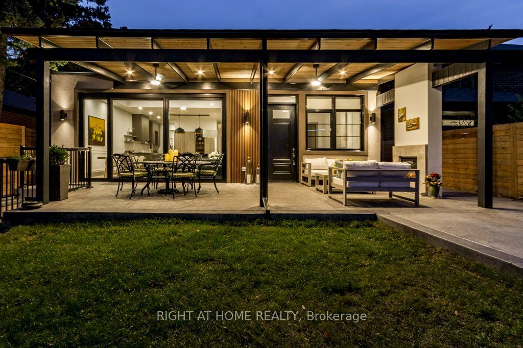 Photo of 118 Martin Grove Road, Toronto, ON M9B 4K5 (MLS # W12670428)