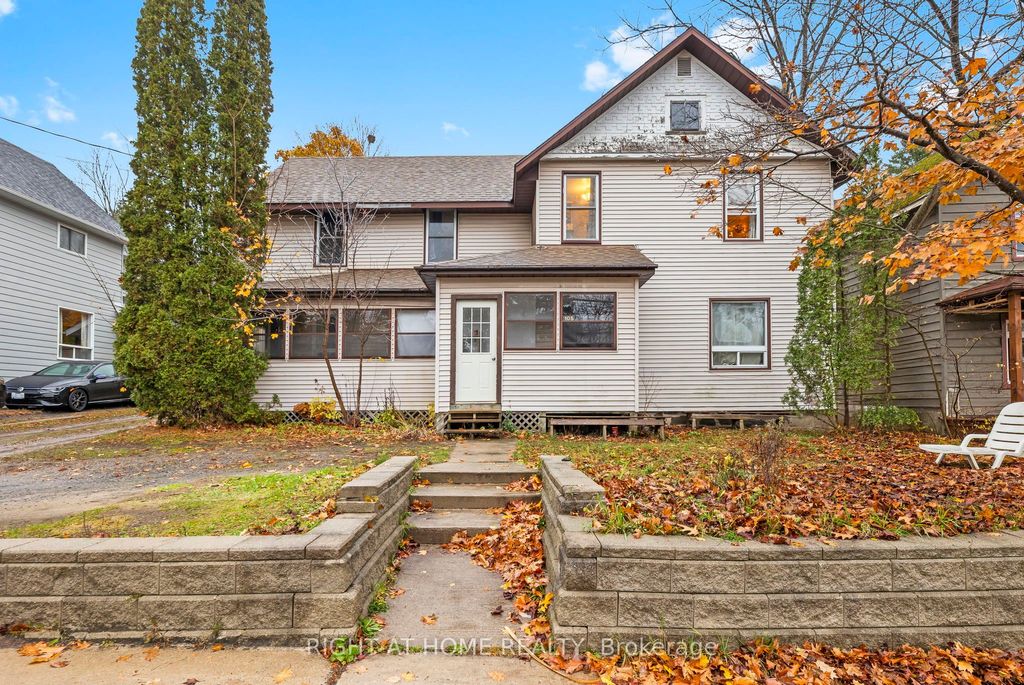 Photo of 105 Gibson Street, Parry Sound, ON P2A 1X6 (MLS # X13075114)