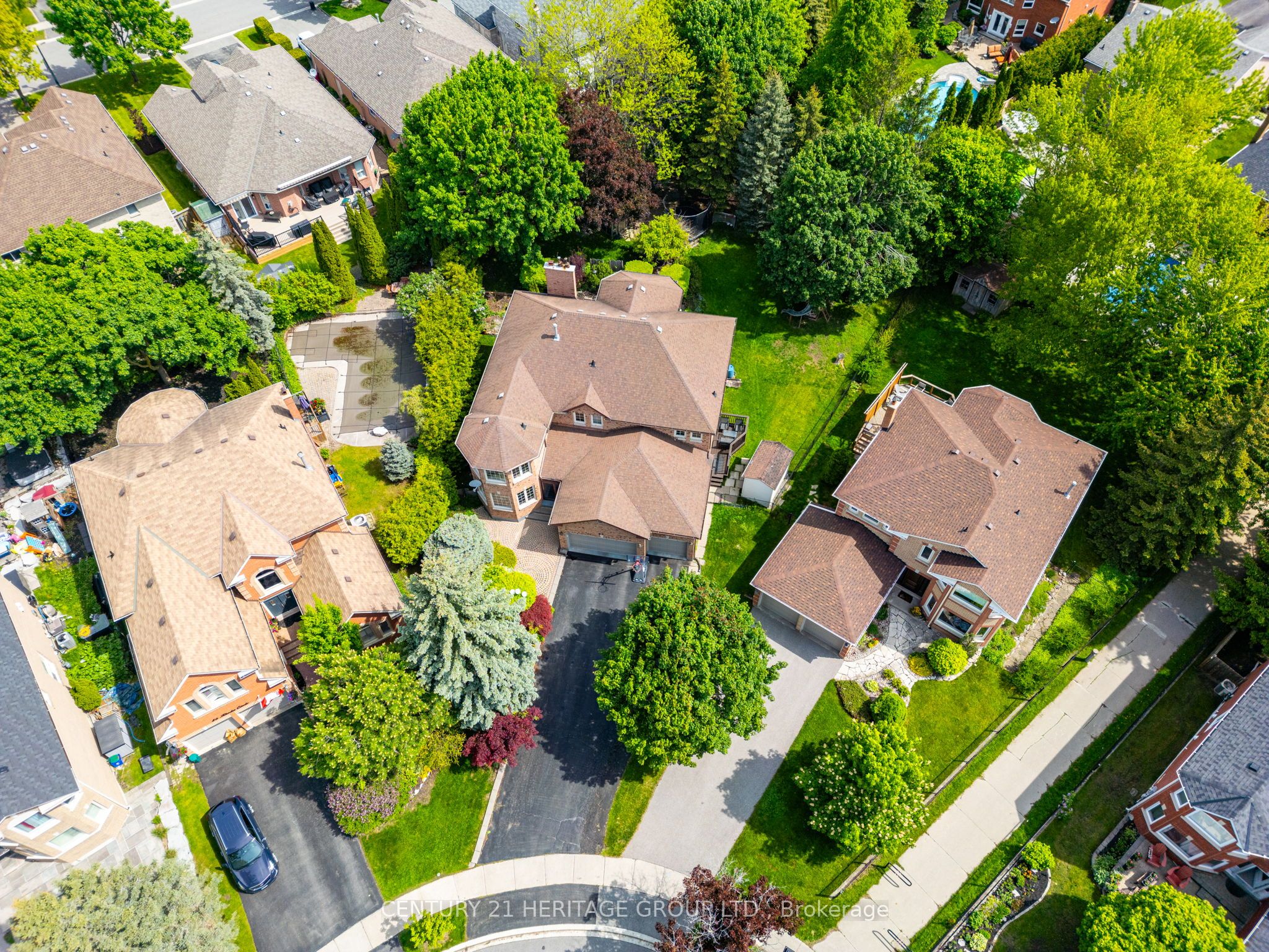 82 Rhodes Circle
