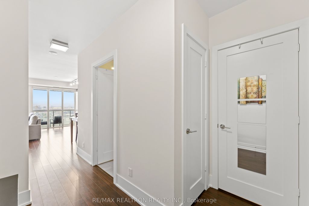Photo of 300 Front Street W #2603, Toronto, ON M5V 0E9 (MLS # C12421061)