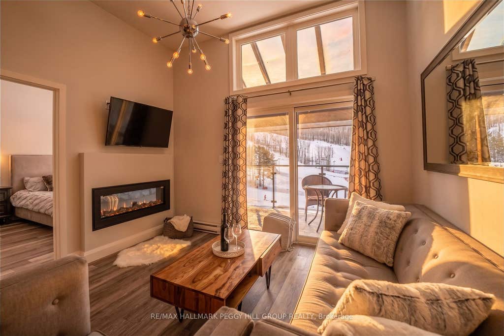 Photo of 80 Horseshoe Boulevard #503, Oro-Medonte, ON L4M 4Y8 (MLS # S13711342)