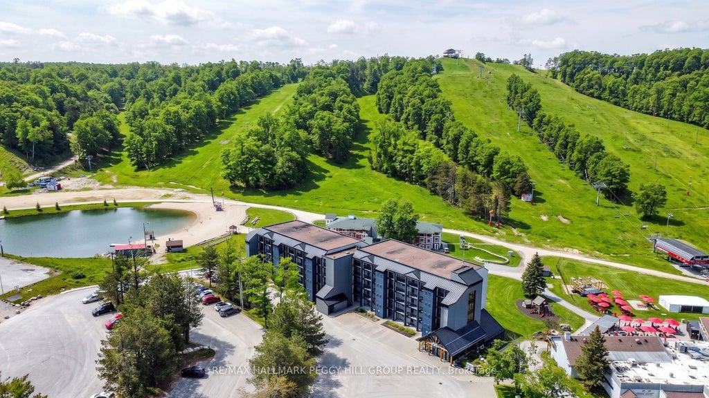 Photo of 80 Horseshoe Boulevard #503, Oro-Medonte, ON L4M 4Y8 (MLS # S13711342)