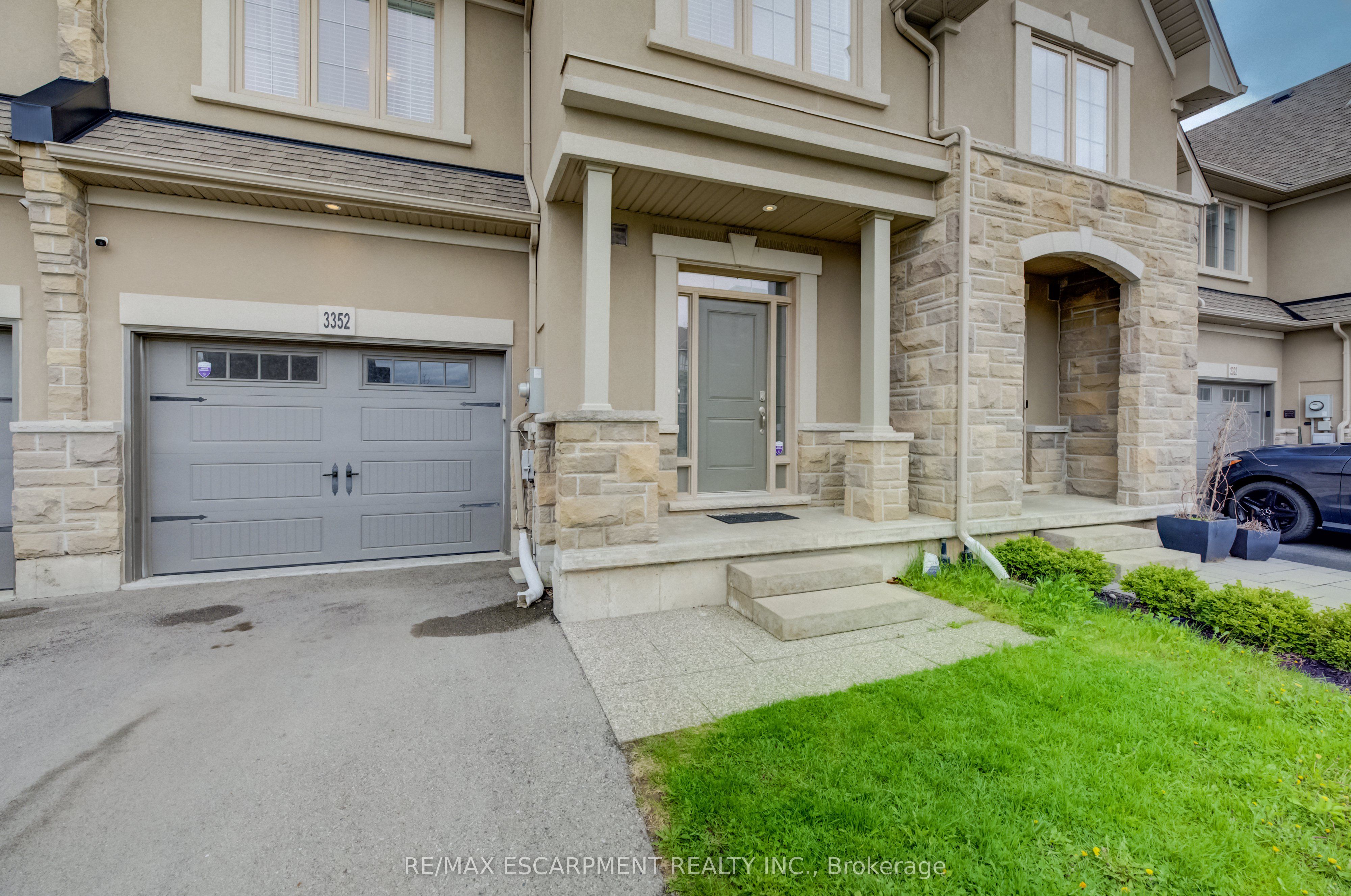 3352 Stalybridge Drive