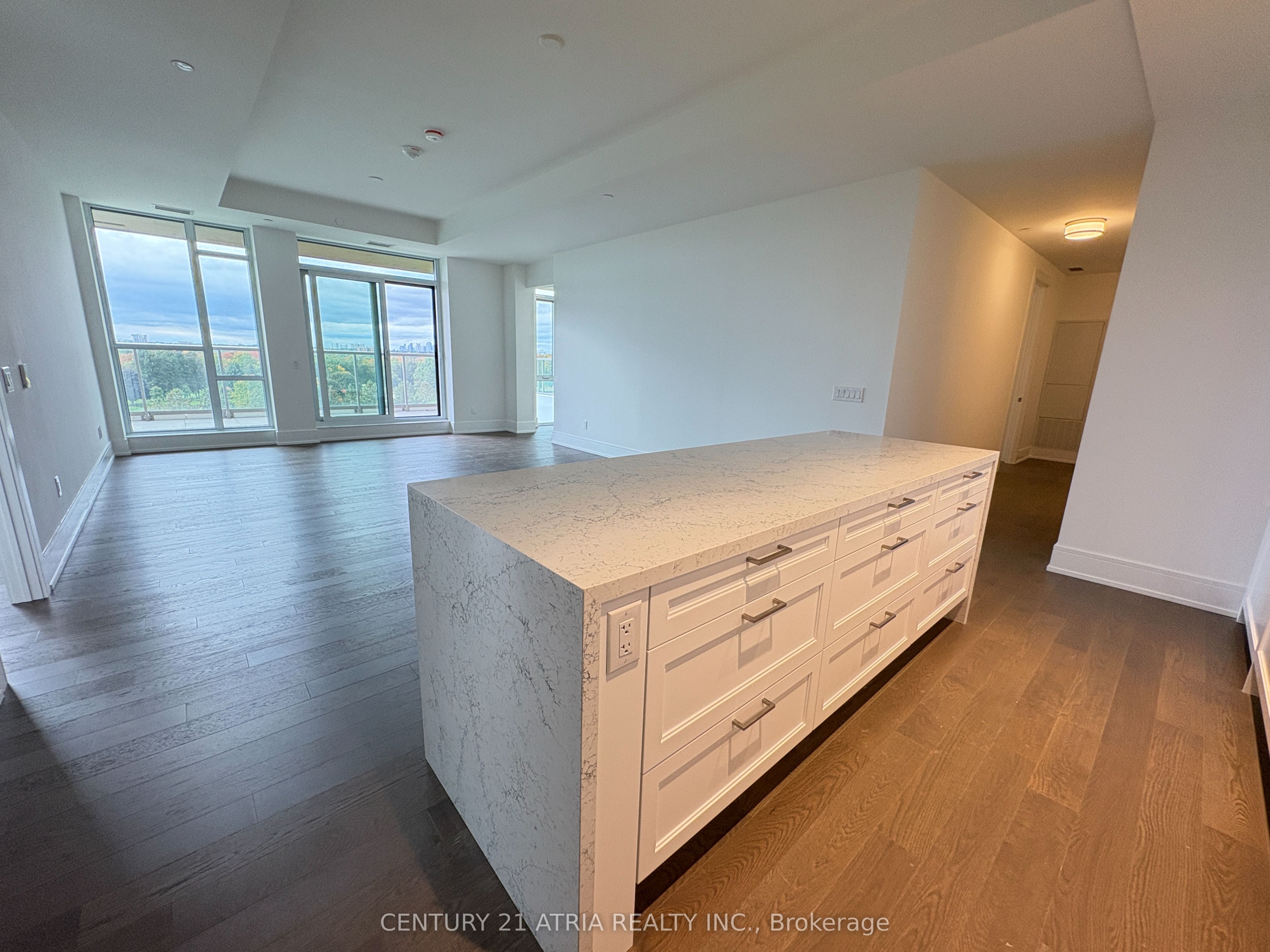 397 Royal Orchard Boulevard 605
