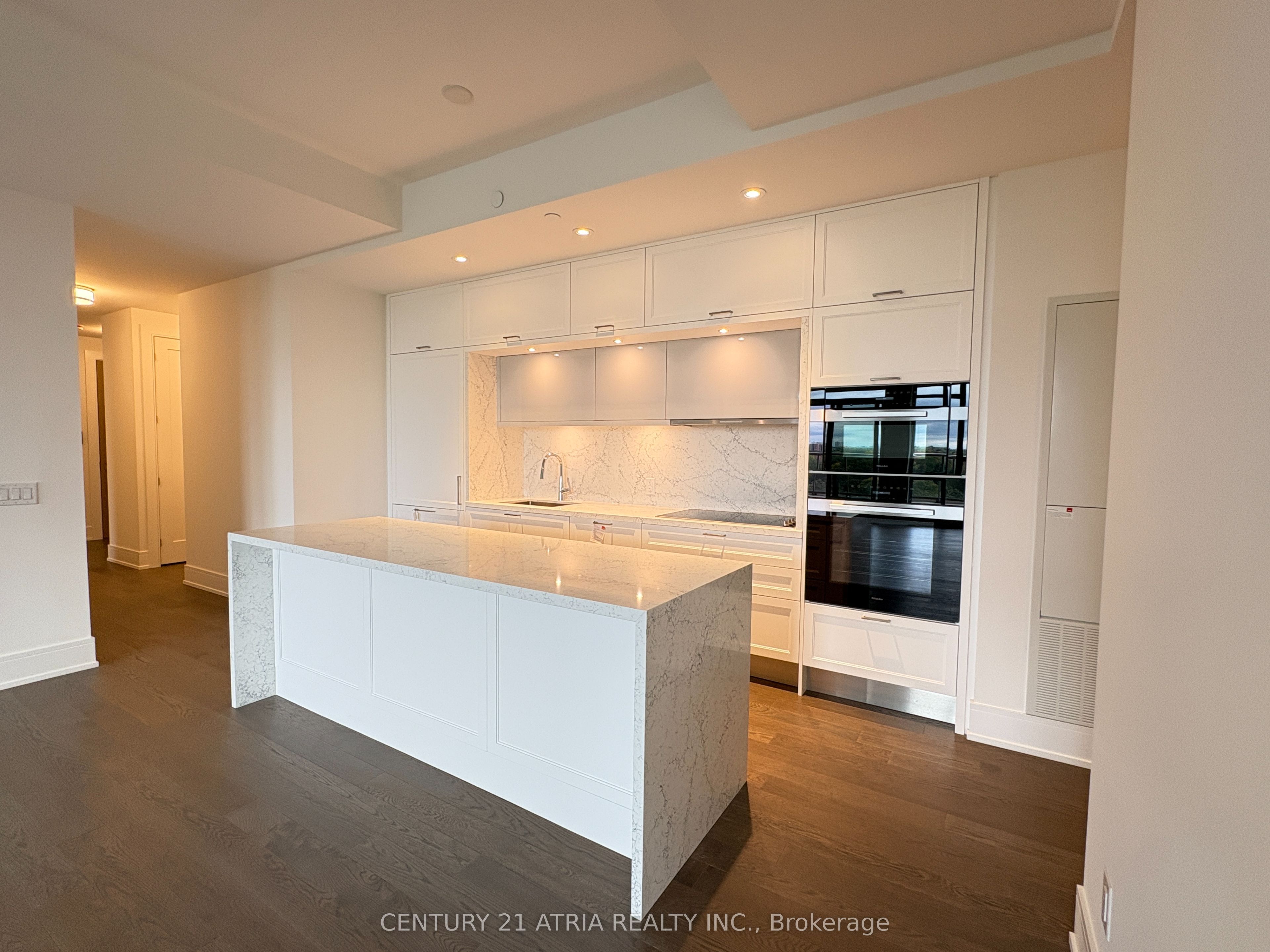 397 Royal Orchard Boulevard 605