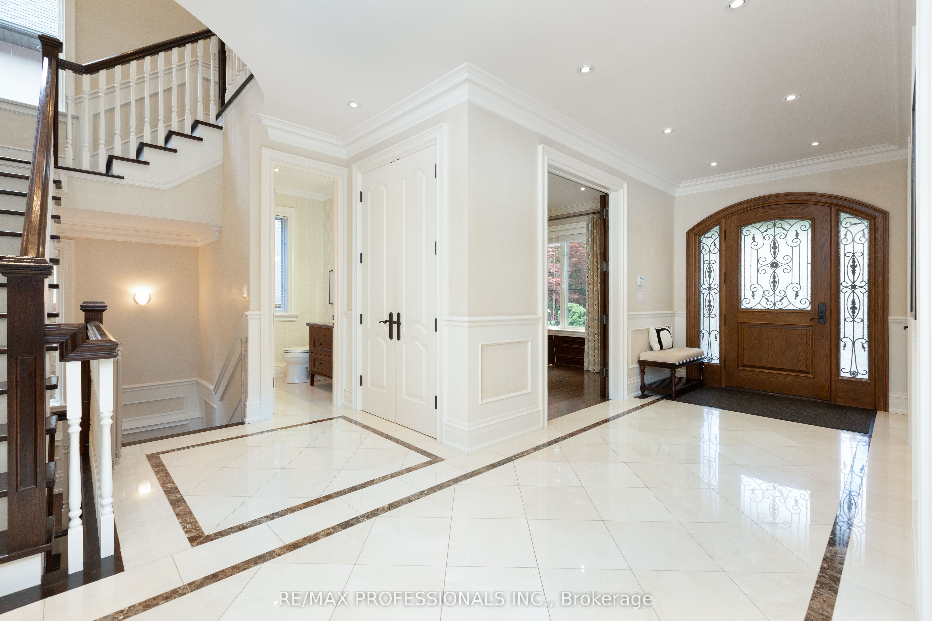 18 Hillcroft Drive