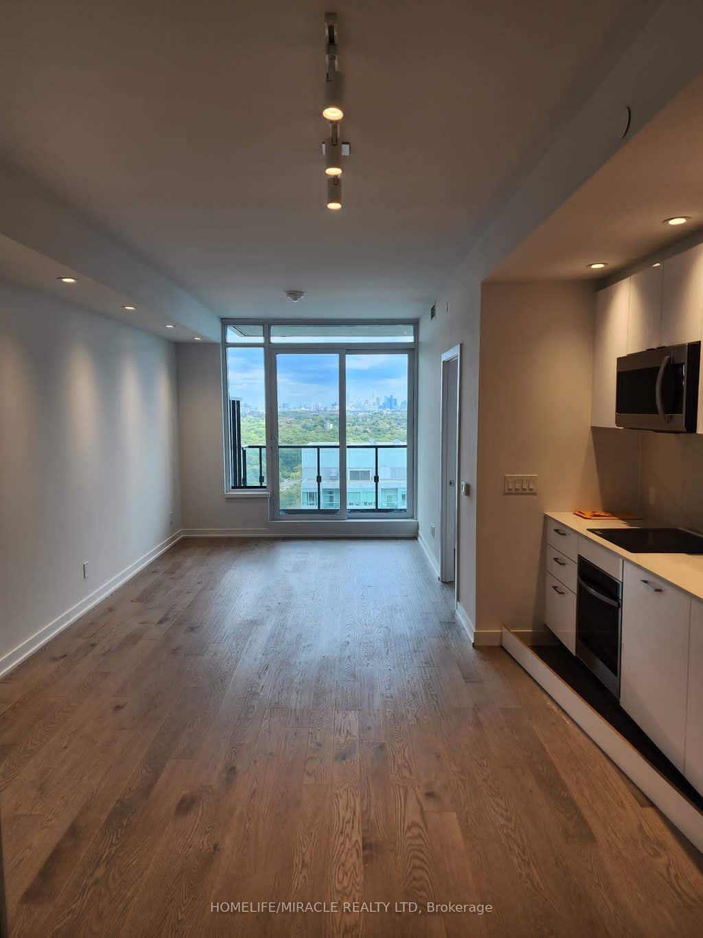 Photo of 1926 Lakeshore Boulevard W #2805, Toronto, ON M6S 1A1 (MLS # W13545802)