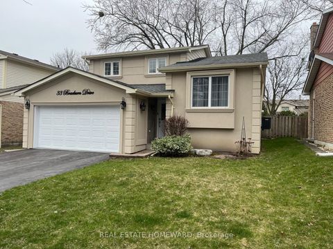 33 Braeburn Drive Lower Markham ON L3T 4V2