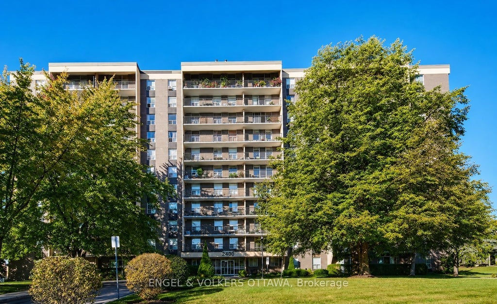 Photo of 2400 Virginia Drive #210, Alta Vista and Area, ON K1H 8L3 (MLS # X13870032)