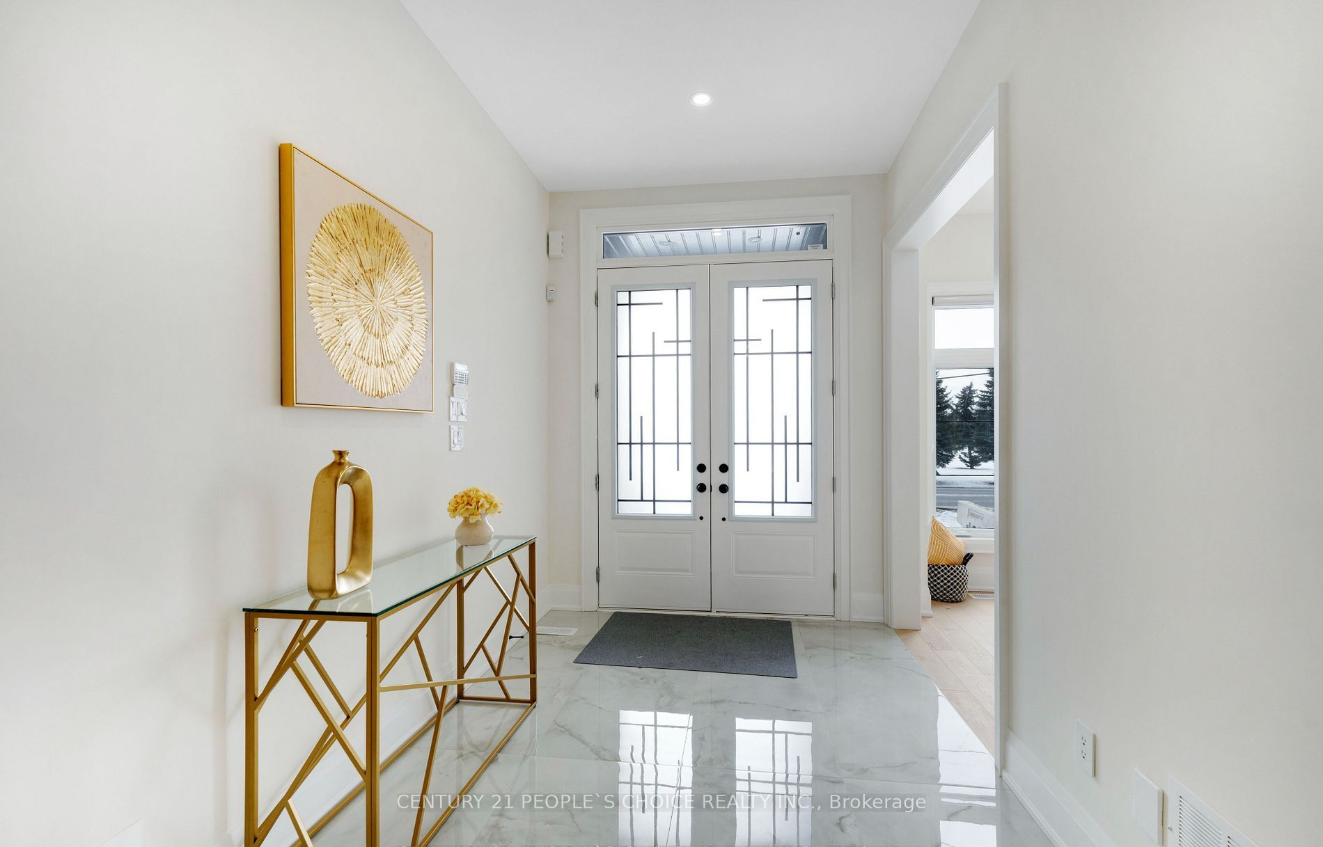 8915 Heritage Road Upper