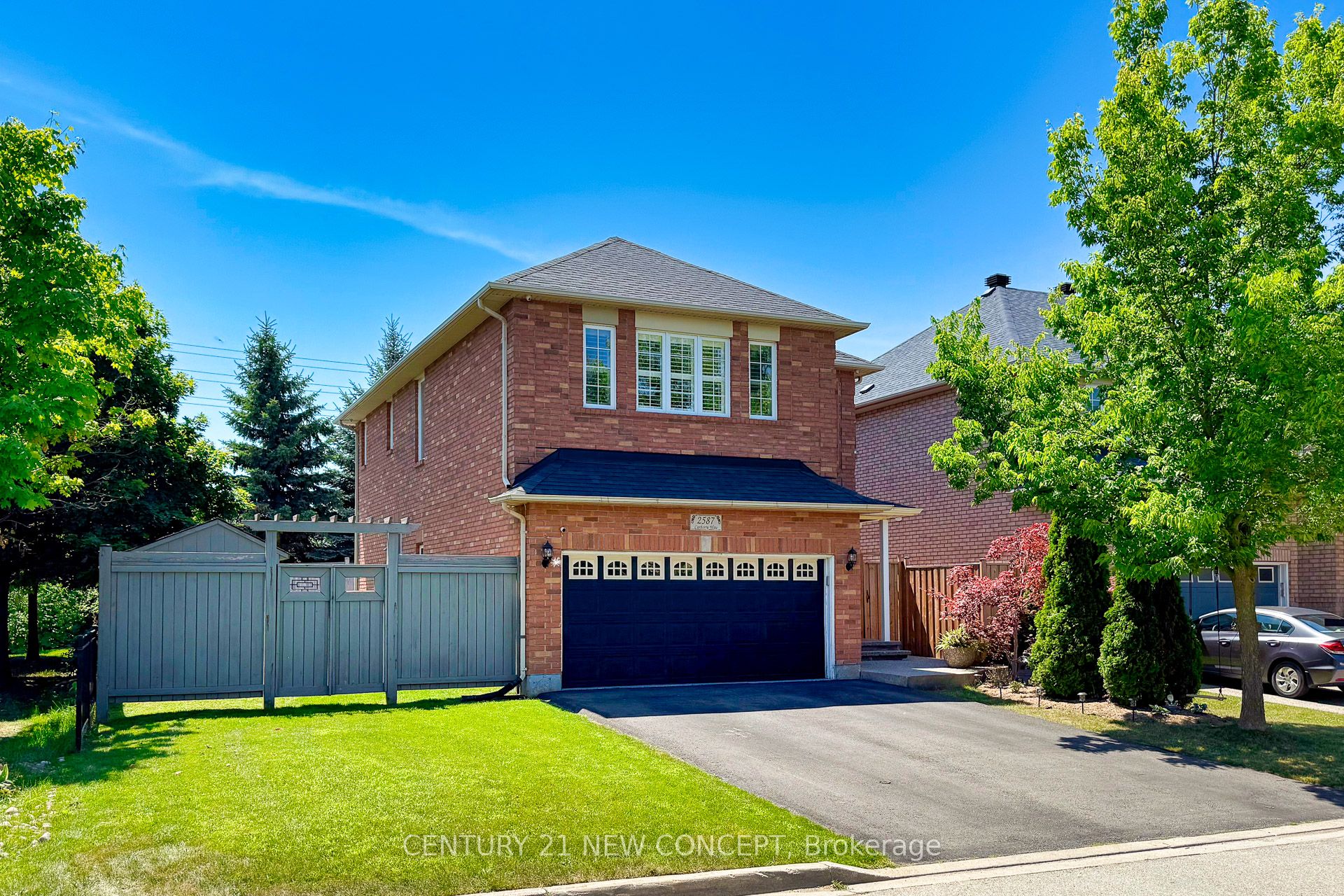 2587 Carberry Way