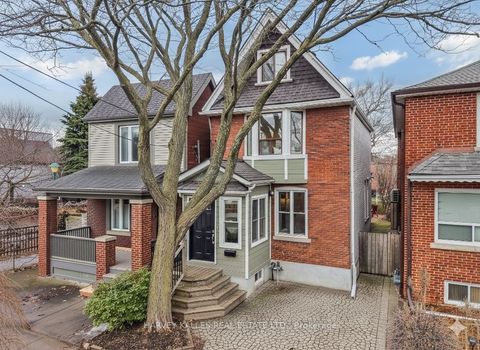 153 Sammon Avenue Toronto ON M4J 1Y9