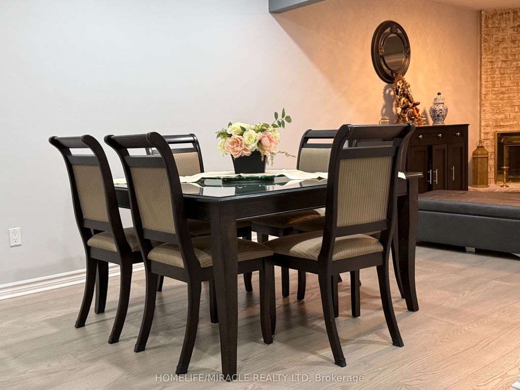 Photo of 163 Mabley Crescent, Vaughan, ON L4J 2Z7 (MLS # N12901926)