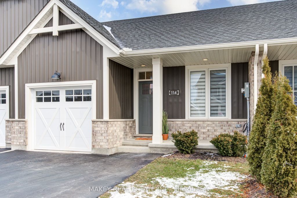 Photo of 114 Livingston Drive, Tillsonburg, ON N4G 0J3 (MLS # X12695946)