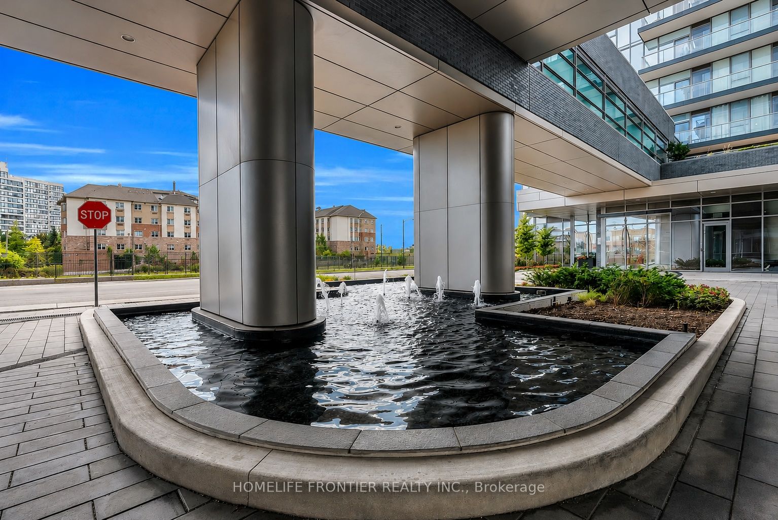 20 Gatineau Drive 301