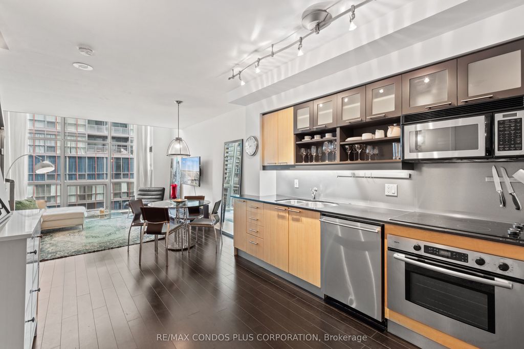 Photo of 36 Blue Jays Way #930, Toronto, ON M5V 3T3 (MLS # C12894036)