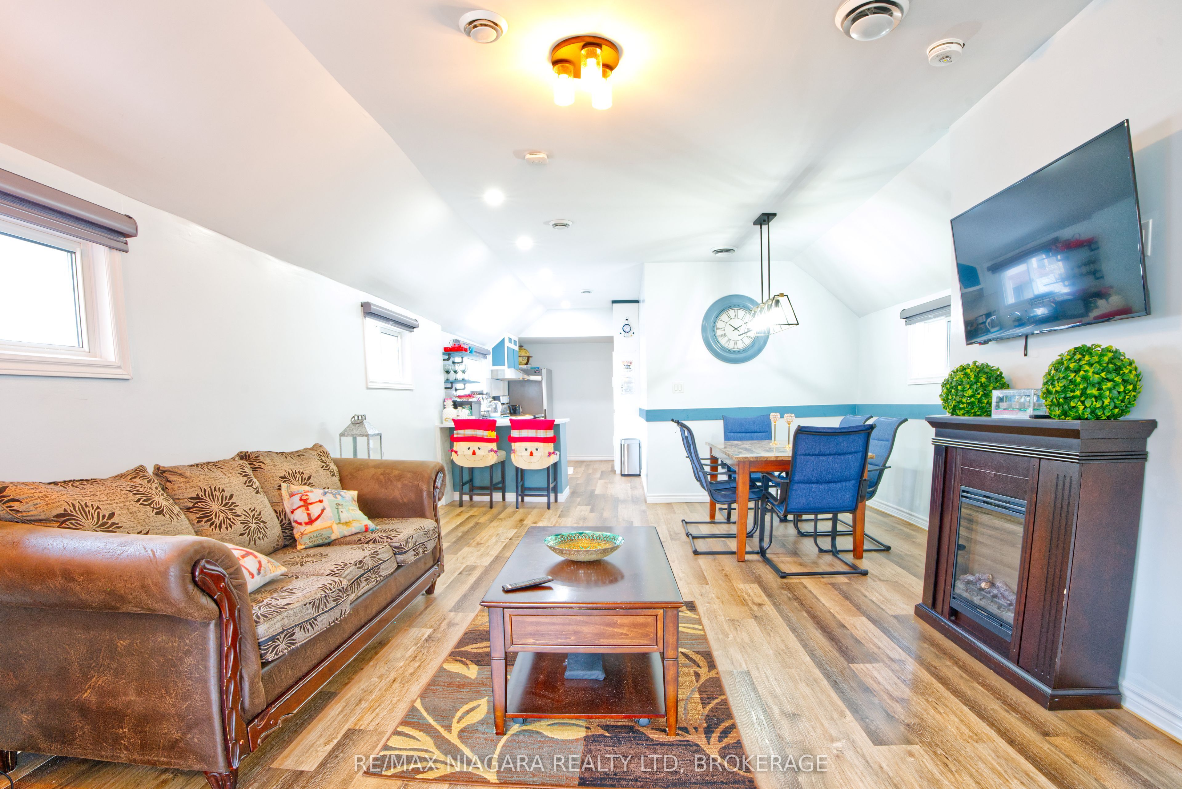 383 Cherrywood Avenue