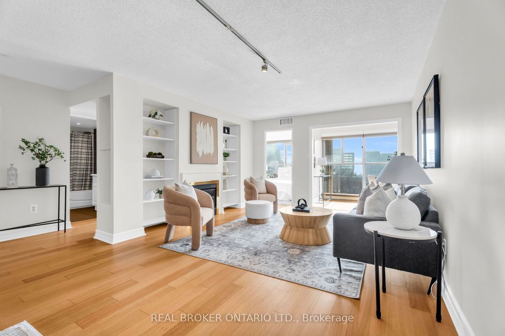 Photo of 65 Scadding Avenue #820, Toronto, ON M5A 4L1 (MLS # C12802772)