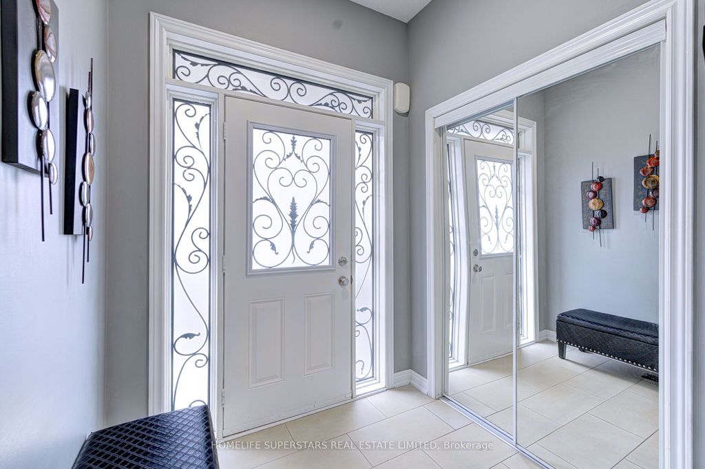 Photo of 5606 ETHAN DRIVE N/A, Mississauga, ON L5M 0N2 (MLS # W12531428)