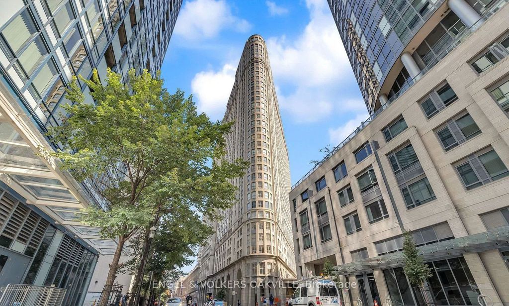 Photo of 25 The Esplanade N/A #1811, Toronto, ON M5E 1W5 (MLS # C12918498)