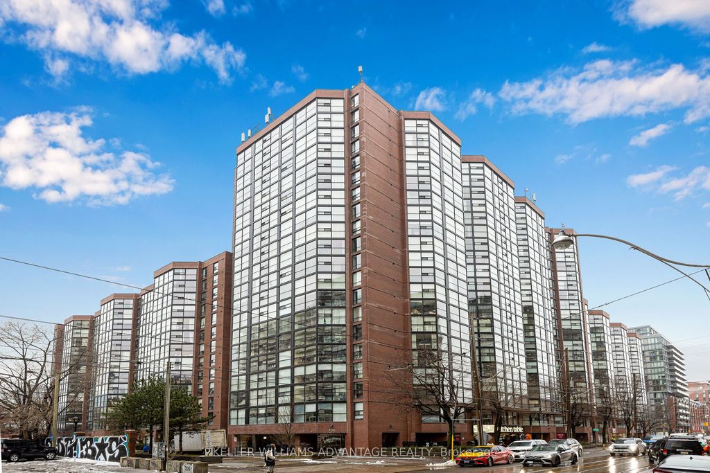 Photo of 705 King Street W #1707, Toronto, ON M5V 2W8 (MLS # C12650124)