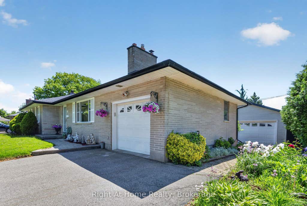Photo of 47 Churchill Avenue, Oshawa, ON L1G 3K5 (MLS # E13658478)