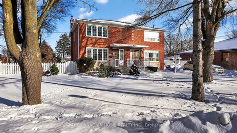 222 Elka Drive E Richmond Hill ON L4C 3A3