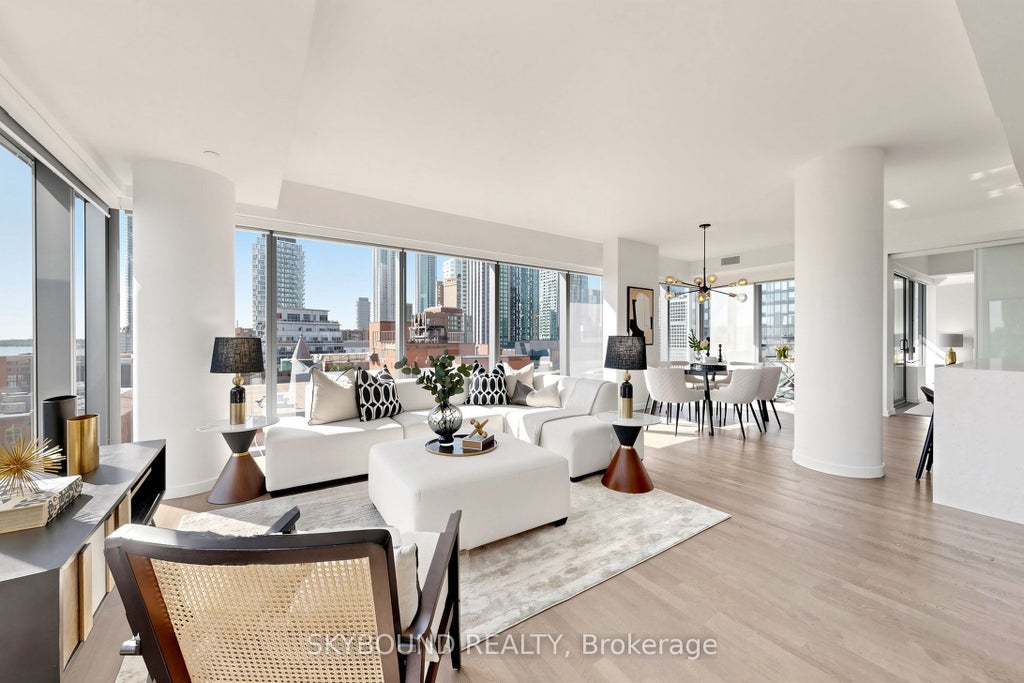 Photo of 60 Colborne Street #907, Toronto, ON M5E 0B7 (MLS # C13770570)
