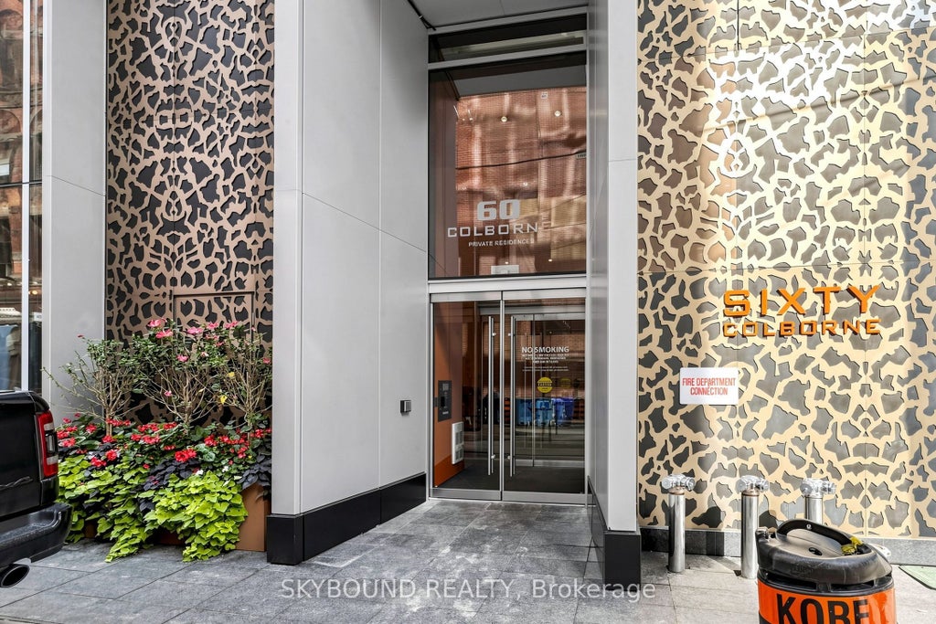 Photo of 60 Colborne Street #907, Toronto, ON M5E 0B7 (MLS # C13770570)