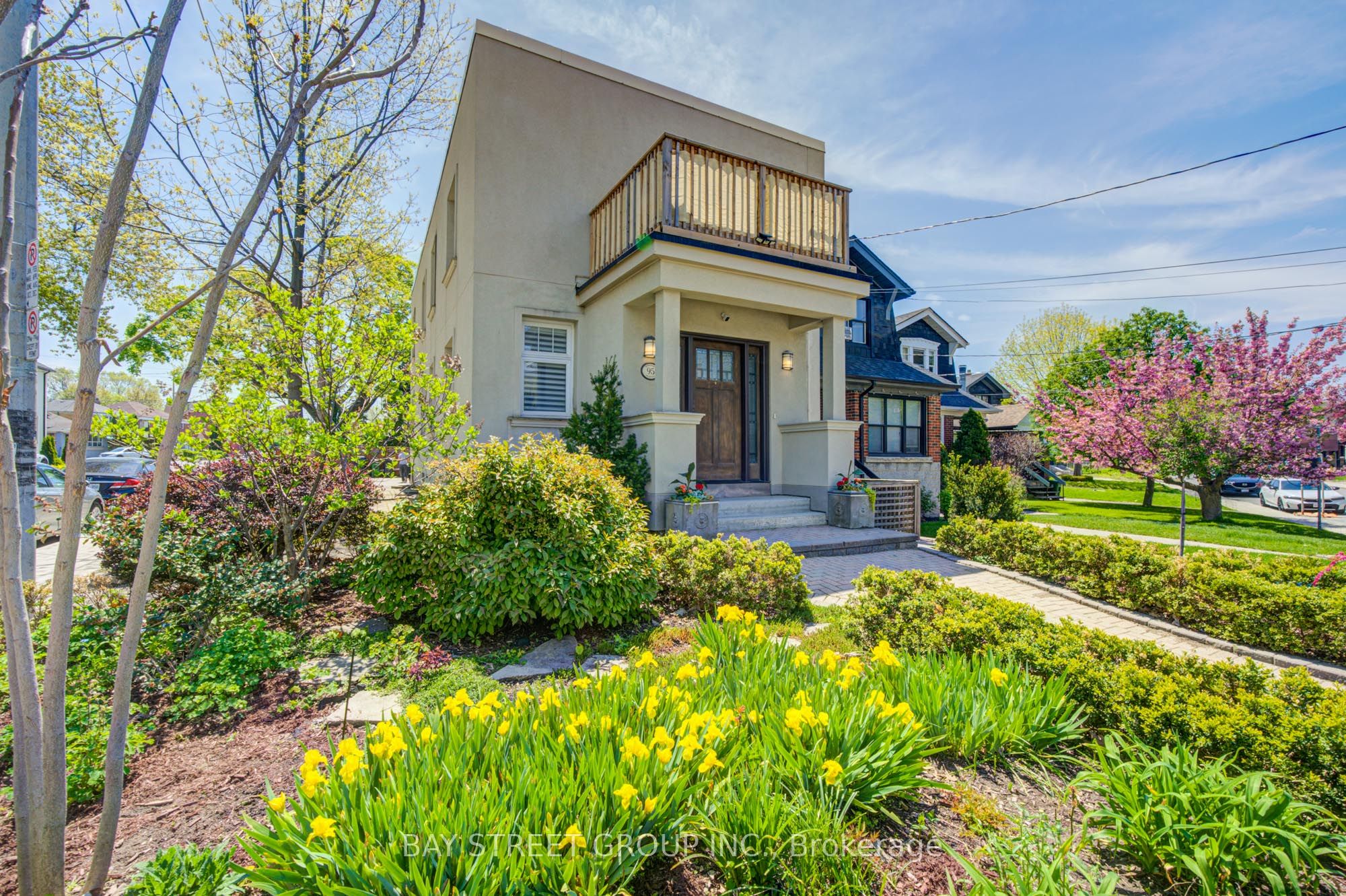 95 Hopedale Avenue