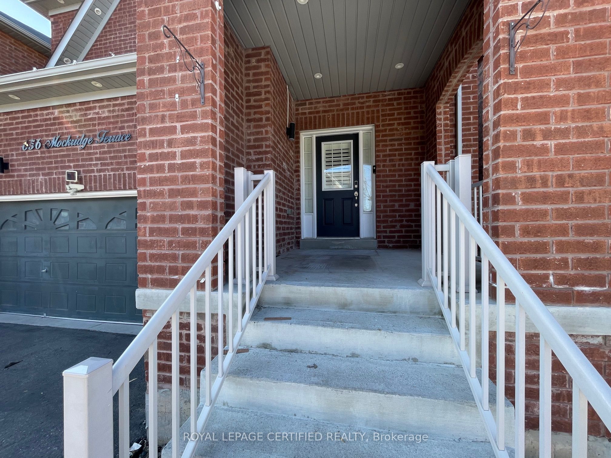 656 Mockridge Terr Terrace