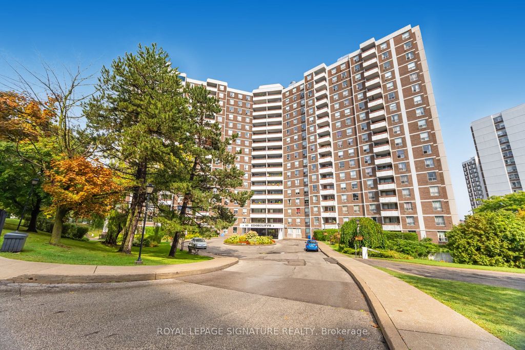 Photo of 10 Edgecliff Golfway #303, Toronto, ON M3C 3A3 (MLS # C13067438)