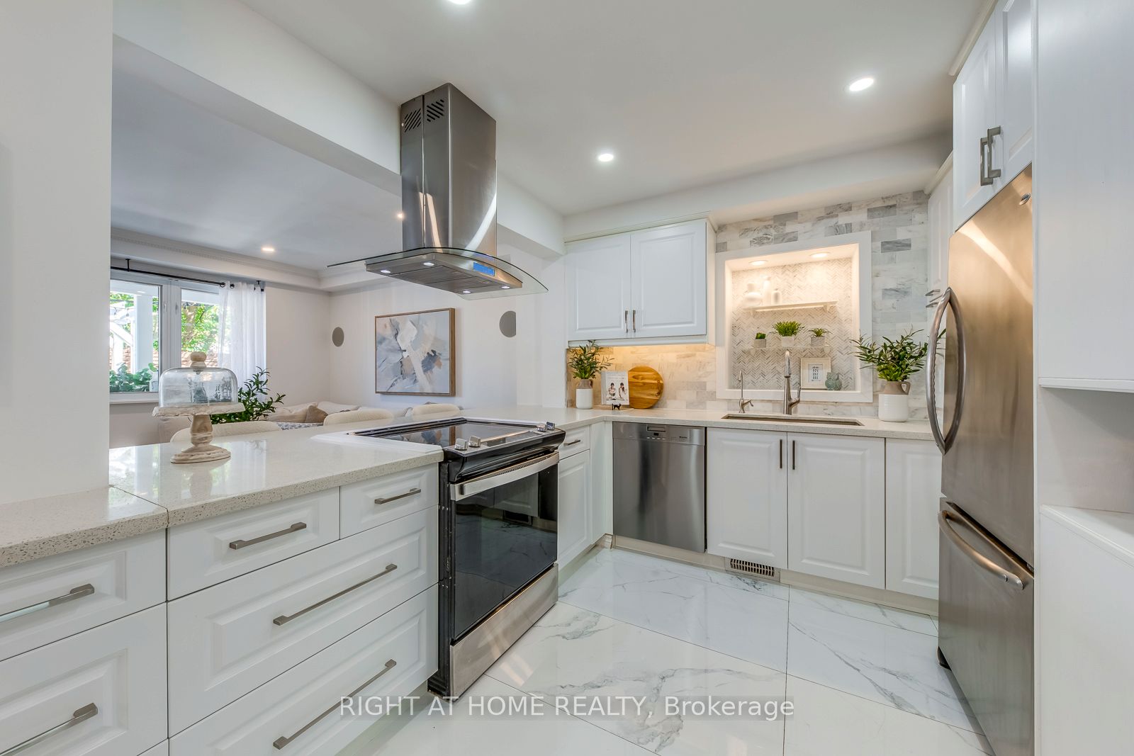 43 South Kingsway N/A