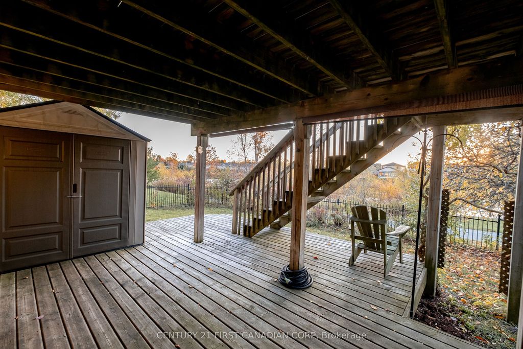 Photo of 1841 Foxwood Avenue, London North, ON N6G 0C4 (MLS # X12647046)