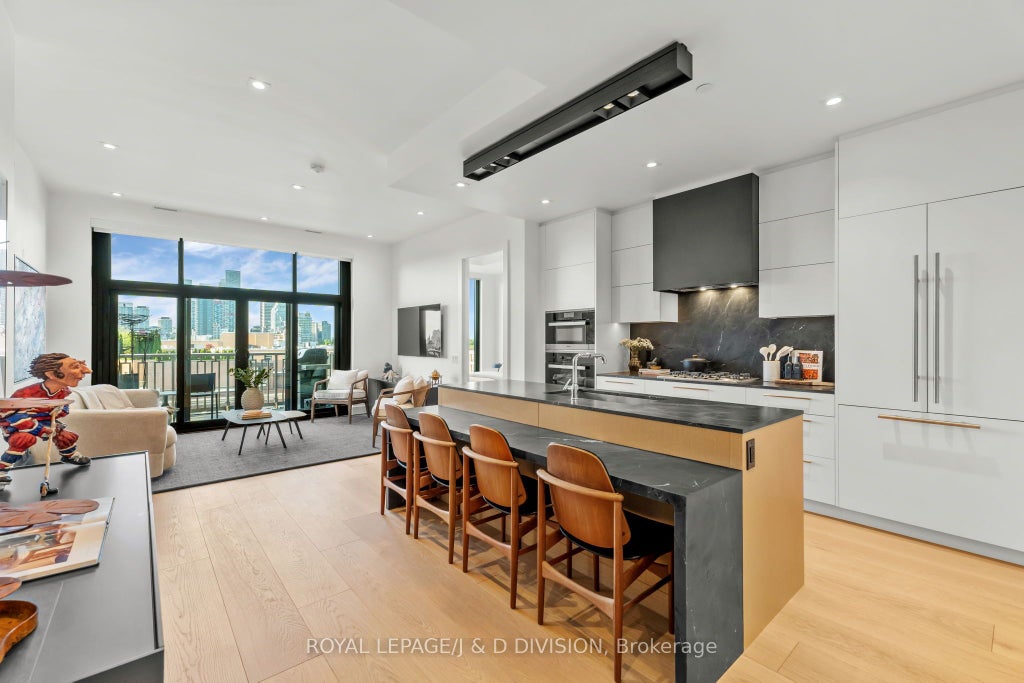 Photo of 1 Strathgowan Avenue #710, Toronto, ON M4N 0B3 (MLS # C13171916)