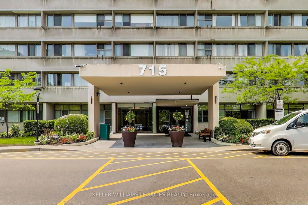 Photo of 715 Don Mills Road #1004, Toronto, ON M3C 1S4 (MLS # C12520762)