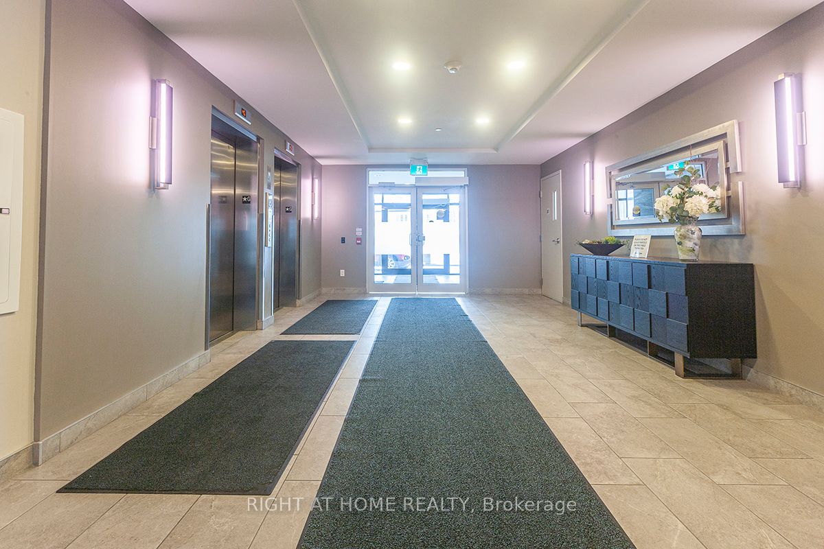 830 MEGSON Terrace 321