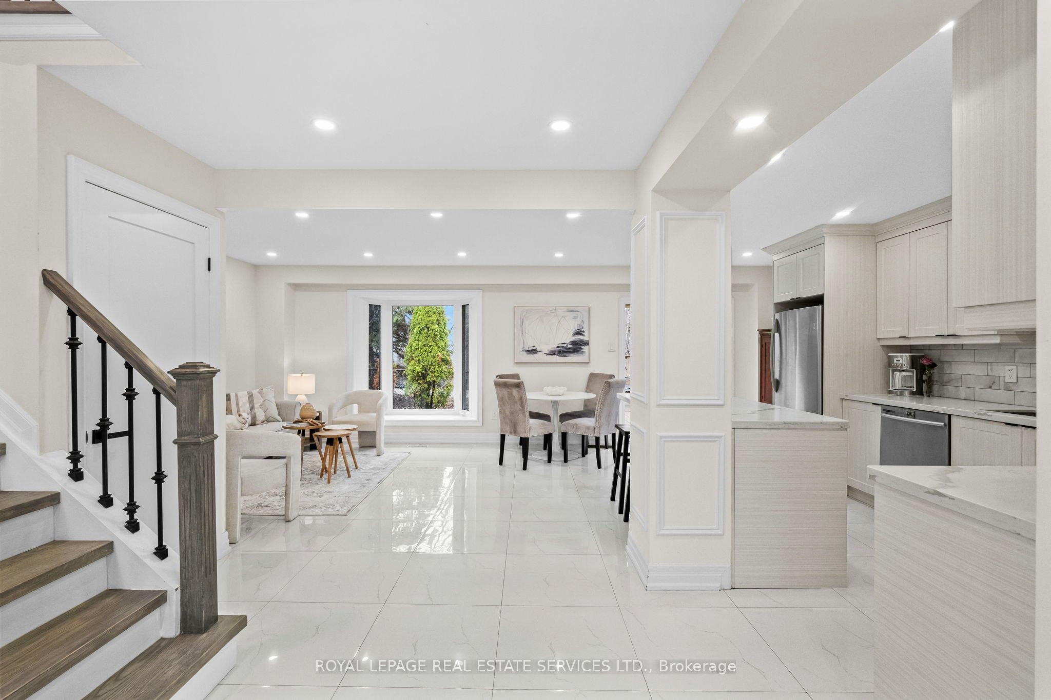 1176 Jamesway Boulevard 22