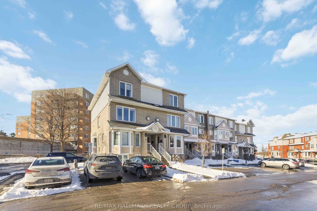 Photo of 1660 Locksley Lane #21, Beacon Hill North - South and Area, ON K1J 1B6 (MLS # X12814936)