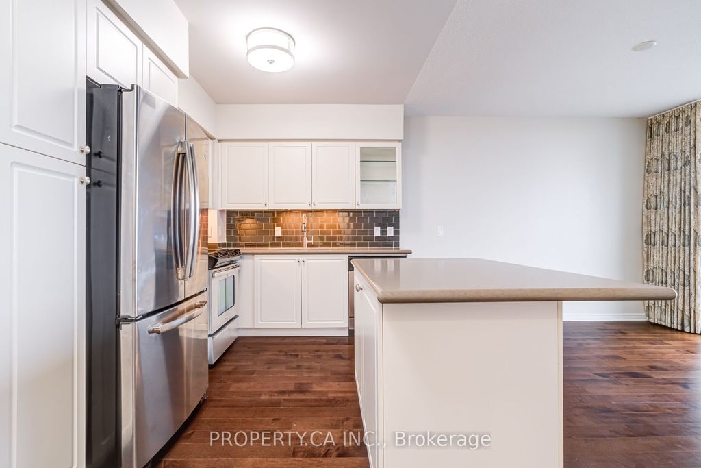 Photo of 2230 Lake Shore Boulevard W #903, Toronto, ON M8V 0B2 (MLS # W12676468)