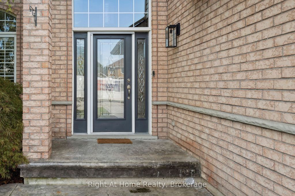 Photo of 20 Scottswood Lane, Haldimand, ON N3W 2M4 (MLS # X12635628)