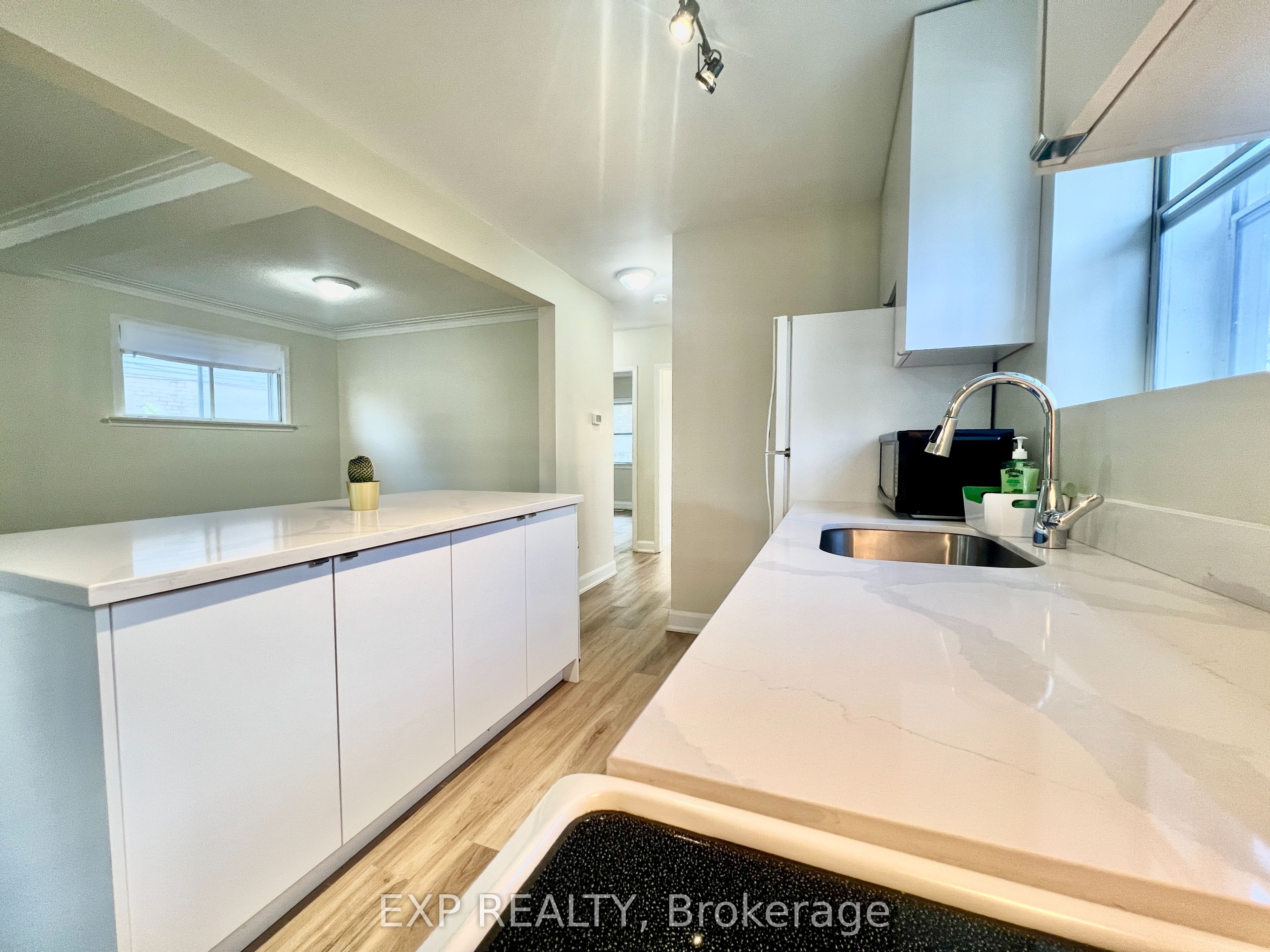 158 Hallmark Avenue