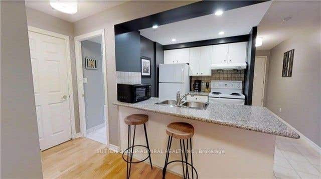 Photo of 168 Simcoe Street #722, Toronto, ON M5H 4C9 (MLS # C13629346)
