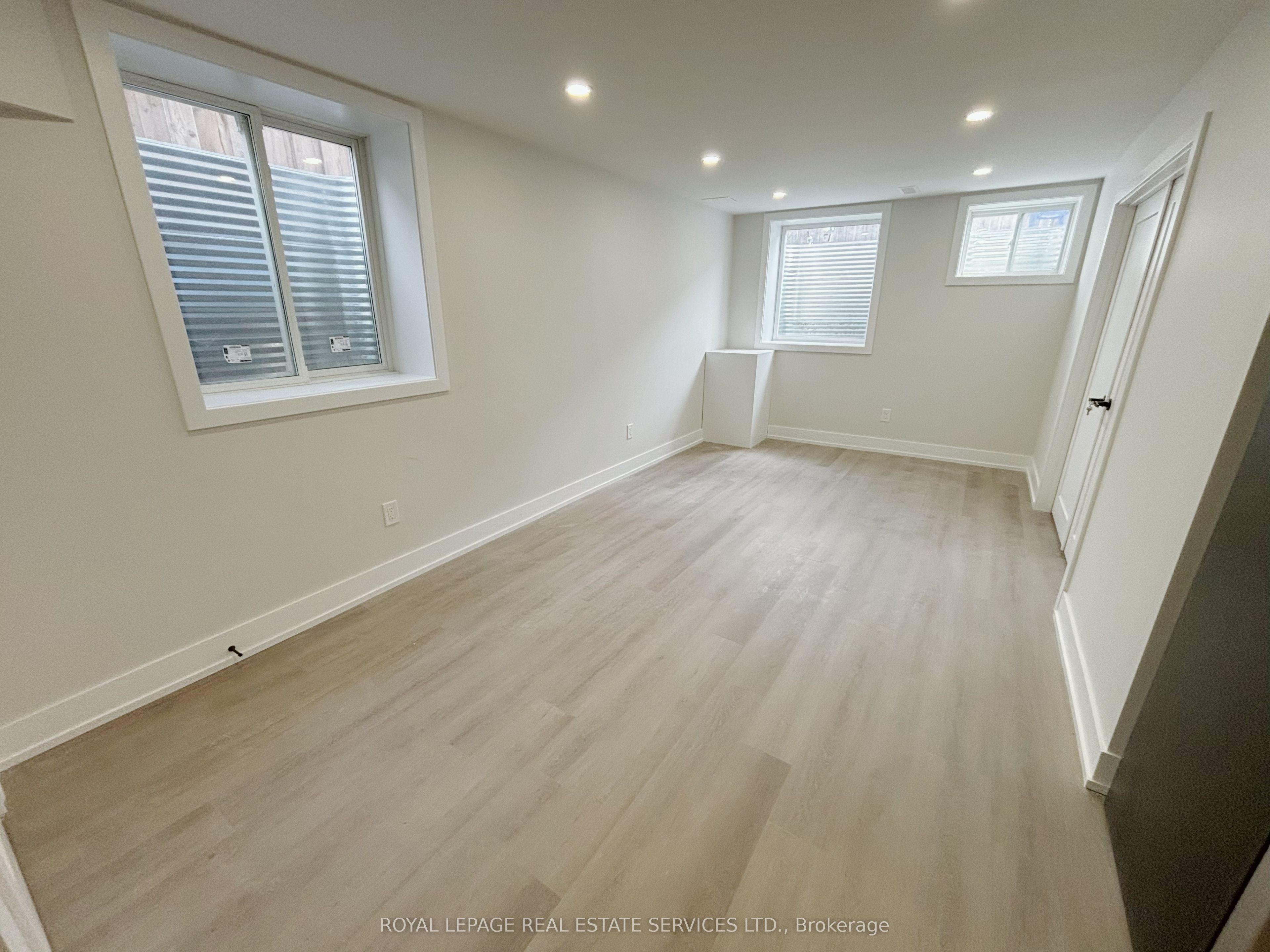 422 Blinco Terrace Basement