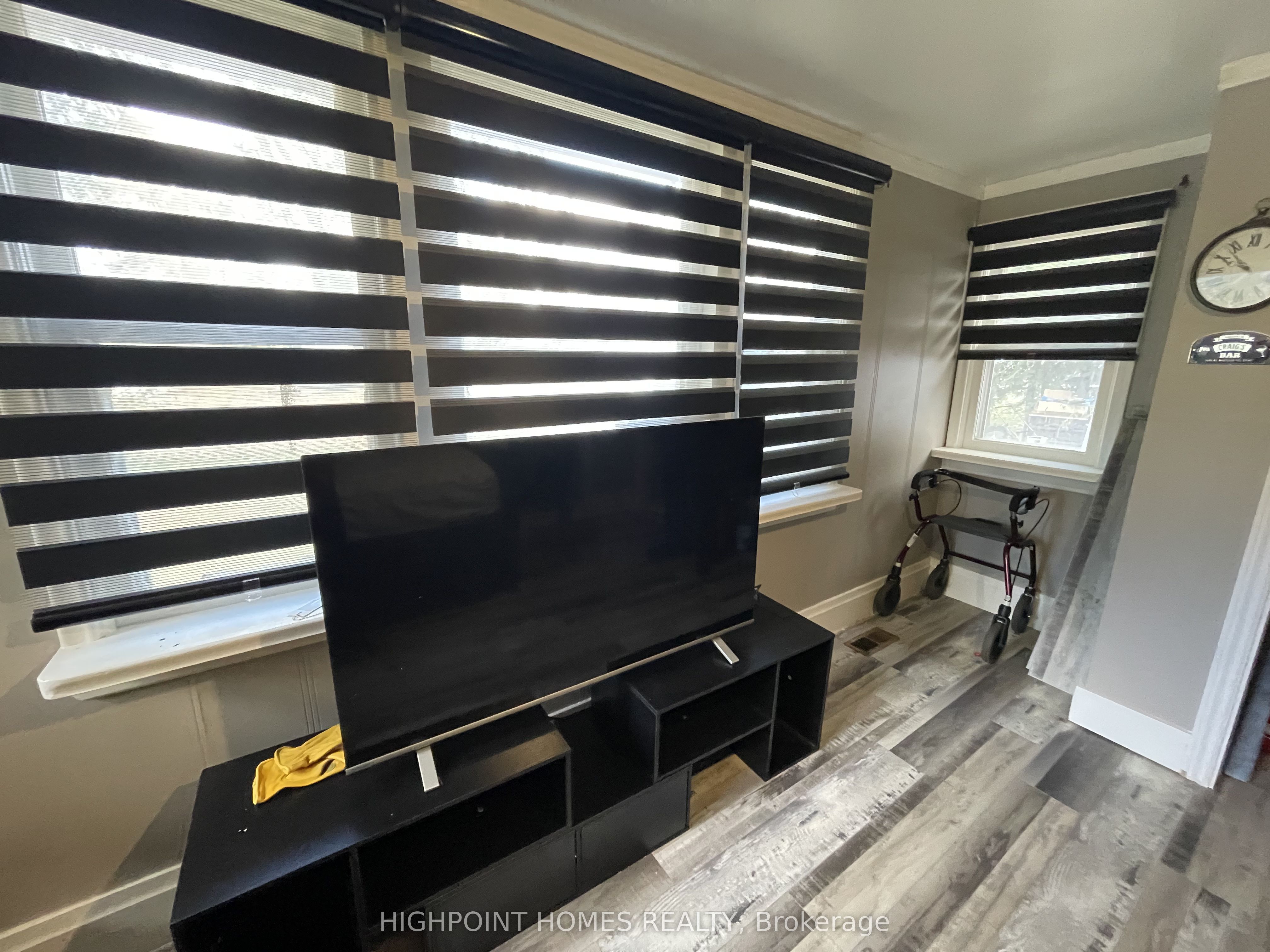 257 Cedarholme Avenue S